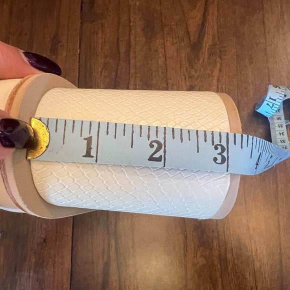 Dolce Vita Cream Ankle Boots - Picture 15 of 16